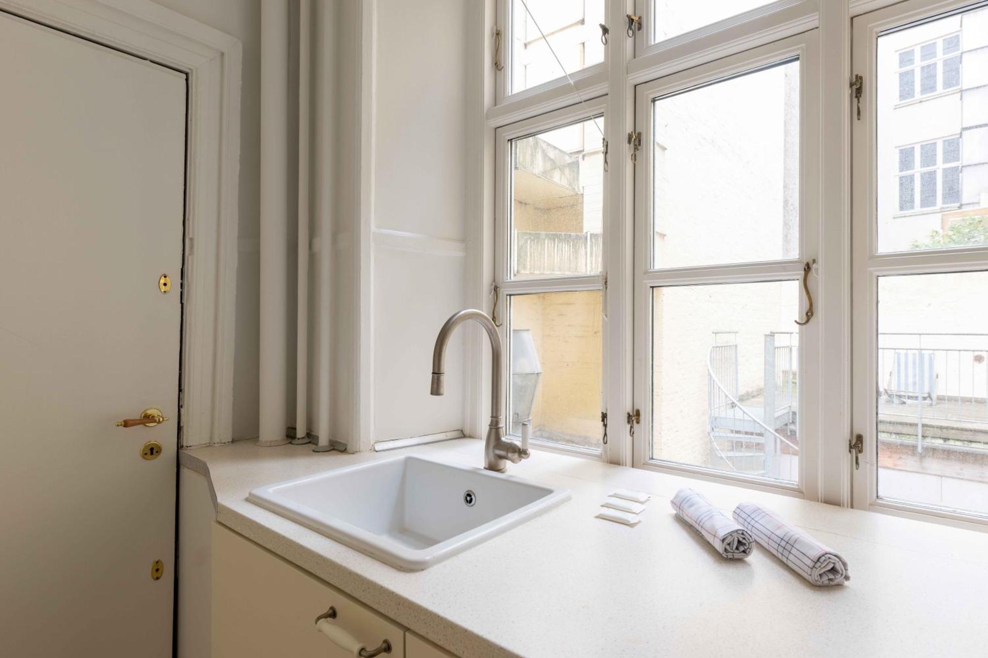 Spacious Tivoli Gardens Apartment W 3 Bedrooms Copenhague Exterior foto